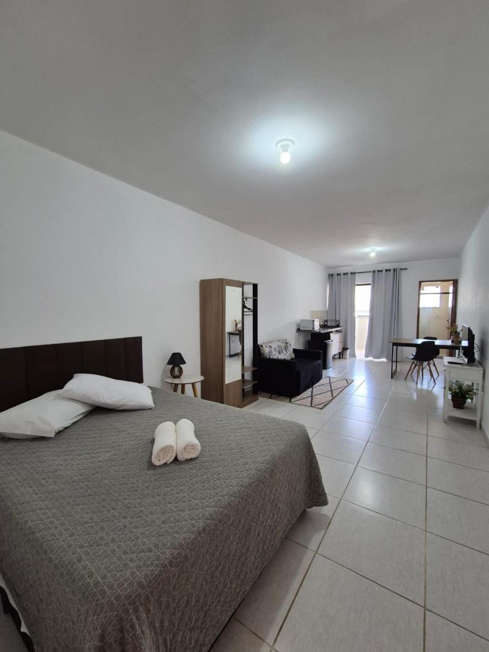 Apartment Estudio Charmoso No Centro De Apiai
